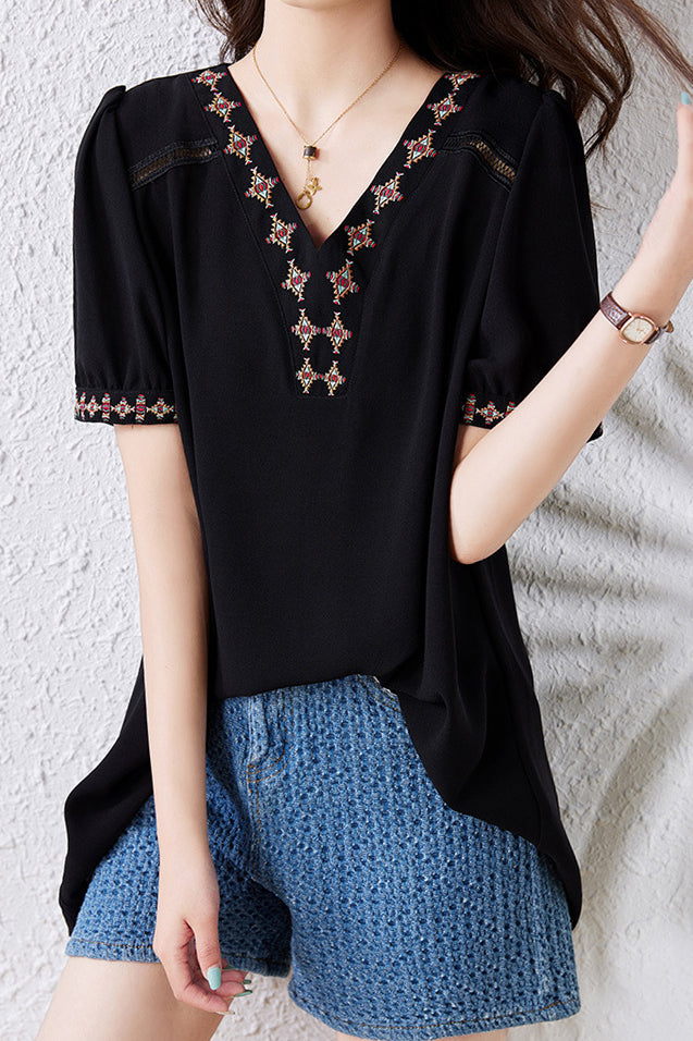 Vネックエスニック刺繍バックタックチュニック - liwisi