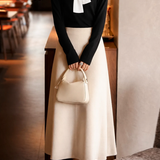 Elegant Knit Top With Contrast Bow Collar