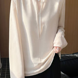 Commuting V-Split Binding Shirt