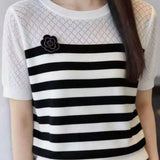Delicate Elegant Striped Regular Shoulder Camellia Short Sleeve Knit Top