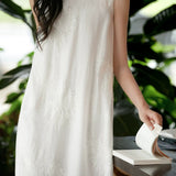 Elegant Floral Embroidered Sleeveless Straight Dress