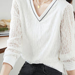 Vネックテープ装飾レース切替Tシャツ - liwisi