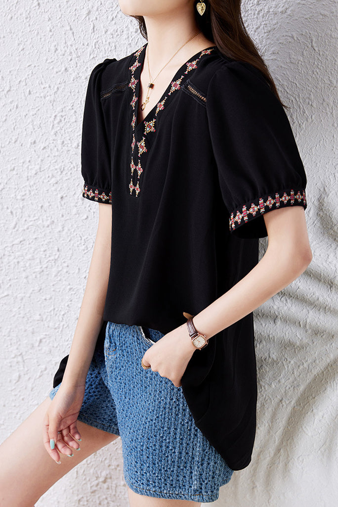 Vネックエスニック刺繍バックタックチュニック - liwisi