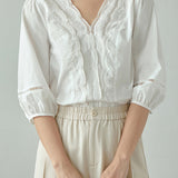 Scalloped V-Neck Embroidered Lace Contrast Puff Blouse