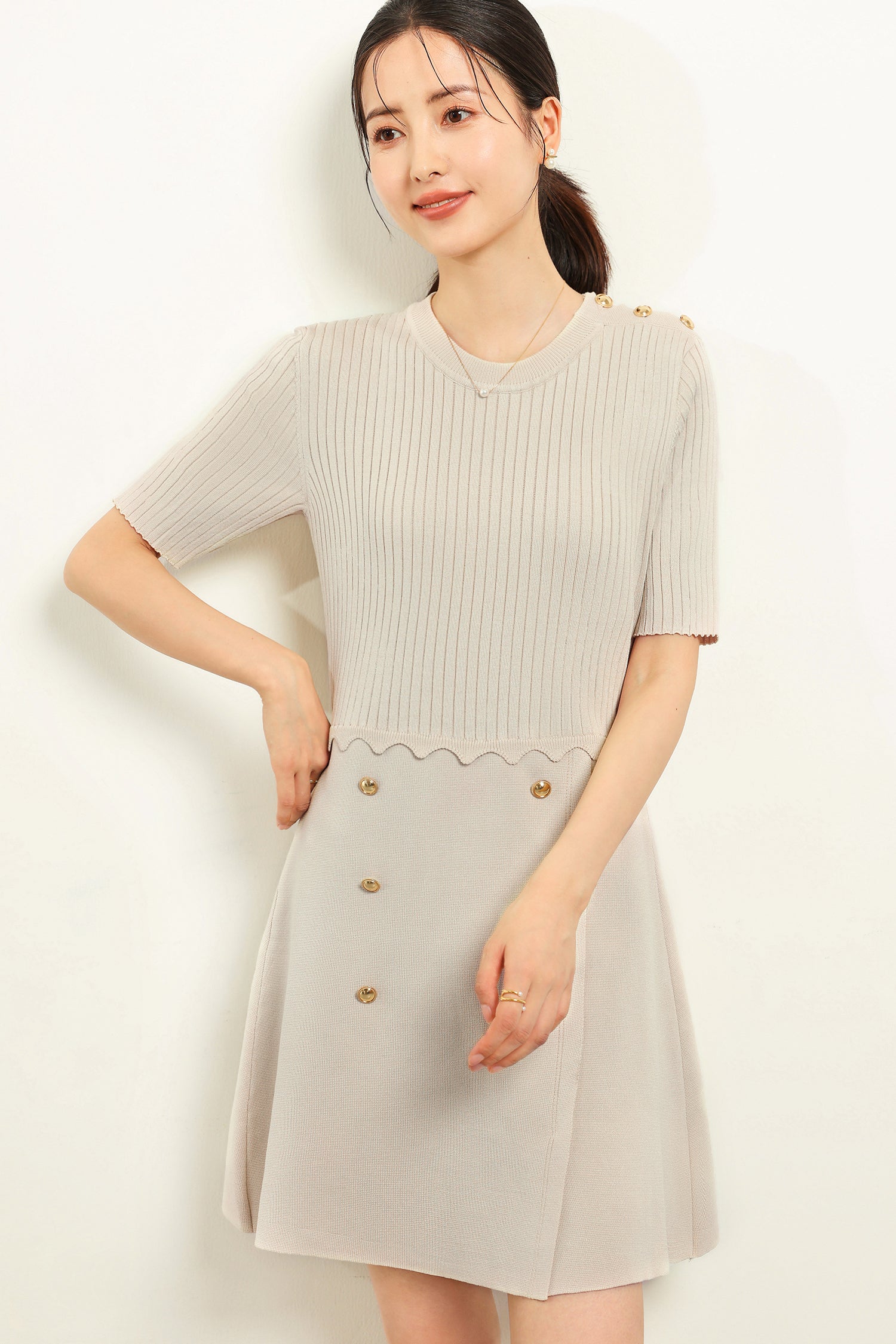 スカラップヘムフロントスリットニットワンピース　2色入 - liwisi