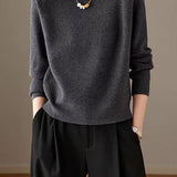 Elegant Pearl Lapel Raglan Sleeve Knit Sweater