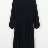 Round Neck Pleated Contrast Long Flare Dress - 4 Colors Available