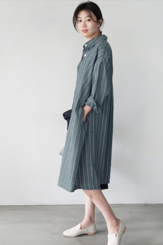 ドロップショルダーストライプ柄シャツワンピース　2色入 - liwisi