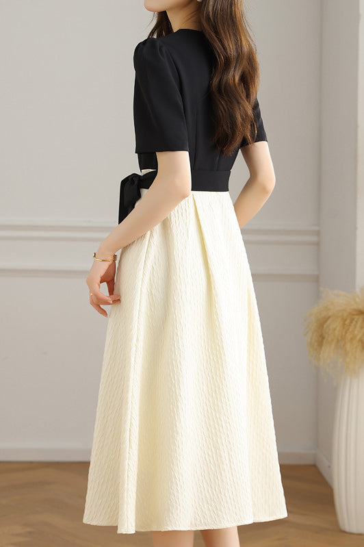 Bi-Color Square Neck Tie-Belted Flare Dress with Lining Bi-Color Square Neck Tie-Belted Flare Dress with Lining