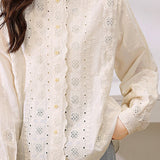 Shirt with lace flounce collar