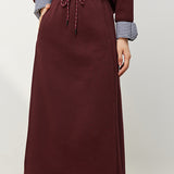 Simple sweatshirt and half skirt set