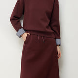 Simple sweatshirt and half skirt set