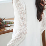 Elegant V-neck lace bottoming shirt