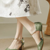 Elegant chunky-heeled high heels