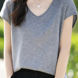 Minimalist Solid Color Knit Top