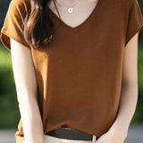 Minimalist Solid Color Knit Top