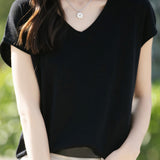 Minimalist Solid Color Knit Top