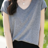 Minimalist Solid Color Knit Top