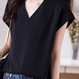 Commuter Elegant T-Shirt
