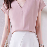 Commuter Elegant T-Shirt
