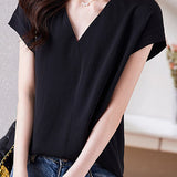 Commuter Elegant T-Shirt