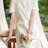 Stylish elegant professional commuting mid-length skirt
