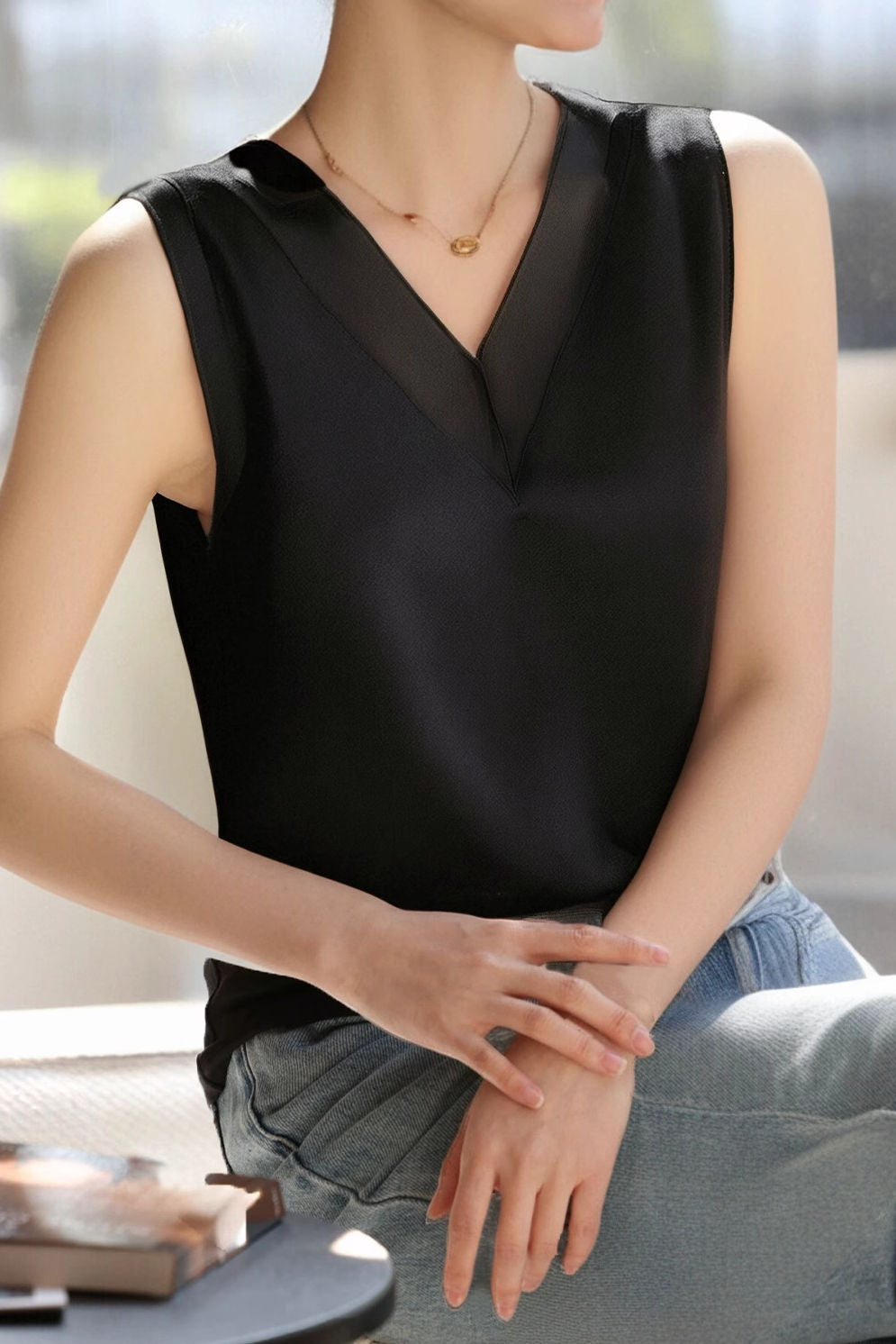 Comfortable sleeveless top - liwisi
