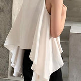 Round neck sleeveless top with irregular hem