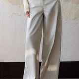 Fashionable casual high-waisted wide-leg jeans