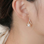 Elegant Luxe Pearl Stud Earrings - liwisi