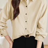 Fashionable and versatile commuter shirt