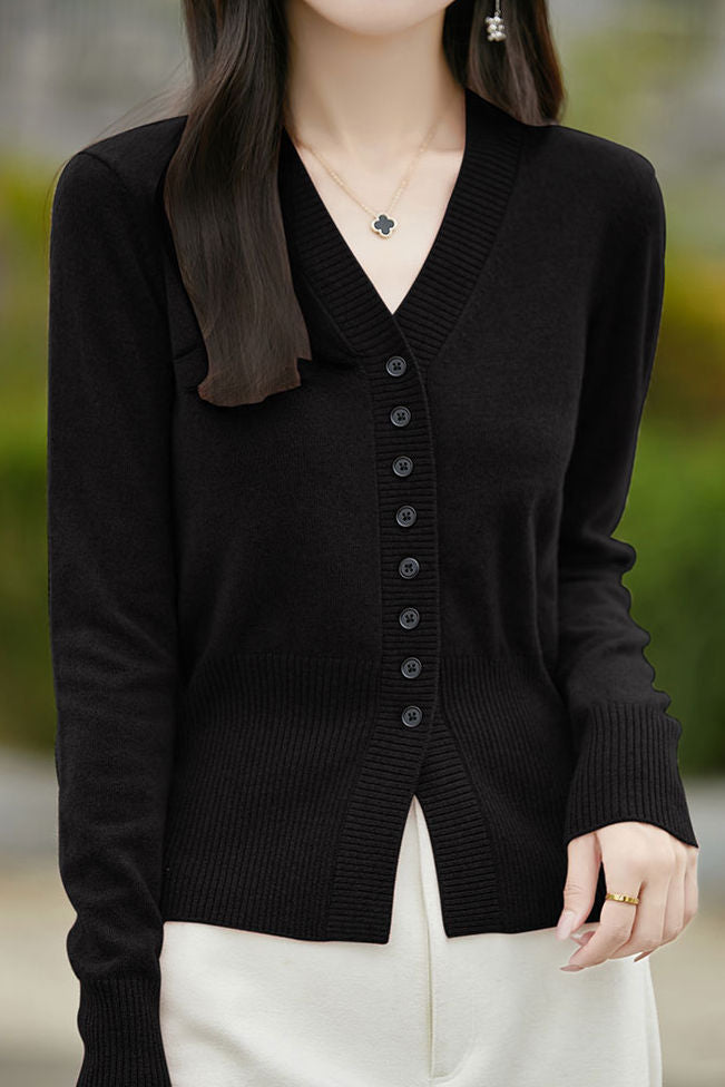 Early autumn gentle V-neck knit cardigan - liwisi