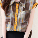 Fashionable retro plaid shirt