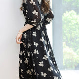 Early autumn trendy bow-printed dress