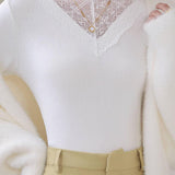 Exquisite Versatile Lace Long-Sleeve Undershirt