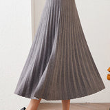 Fashionable Knitted Pleated Skirt for Autumn/Winter