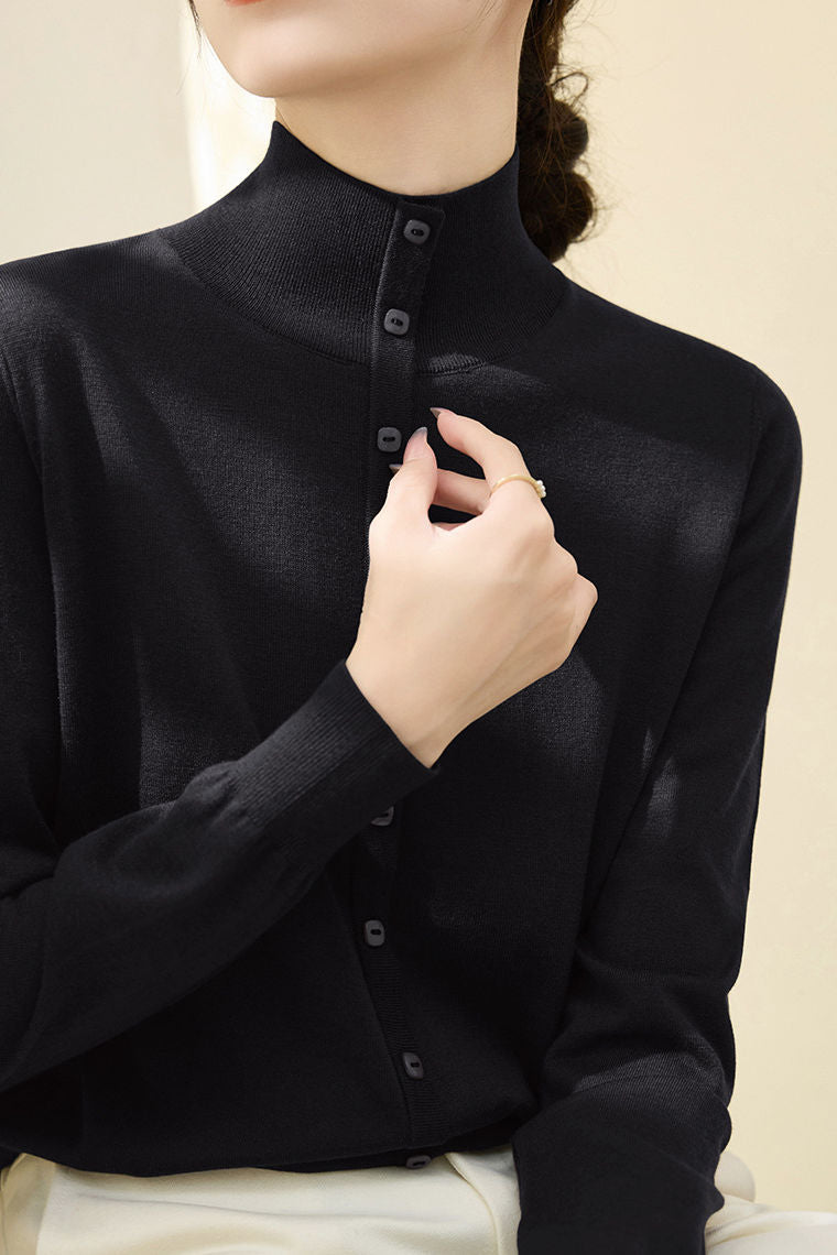 Half-High Neck Buttoned Knit Top - liwisi