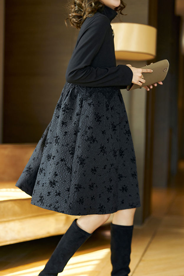 Exquisite and Elegant Lace Paneled Dress - liwisi