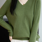 Classic Casual Versatile V-Neck Knit Top