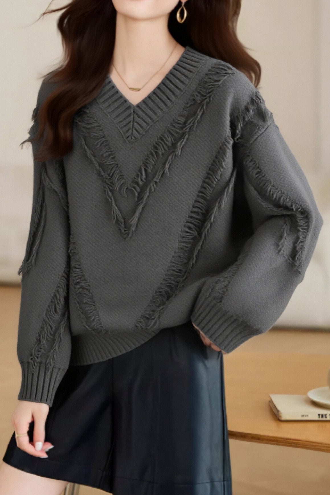 Casual Fashion V-Neck Relaxed Knit Top - liwisi