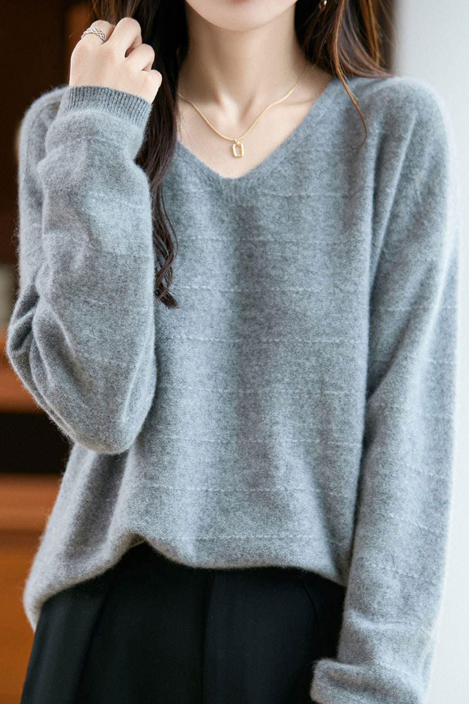 Minimalist V-Neck Long-Sleeve Pullover Knitted Top - liwisi