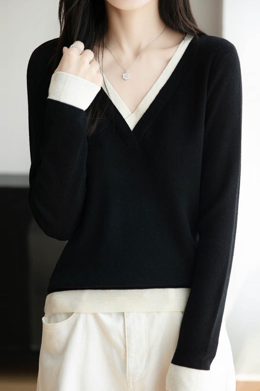 Casual Versatile V-Neck Color-Block Sweater - liwisi
