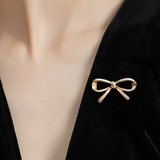 Elegant Temperament Pearl Bowknot Luminous Brooch Pin