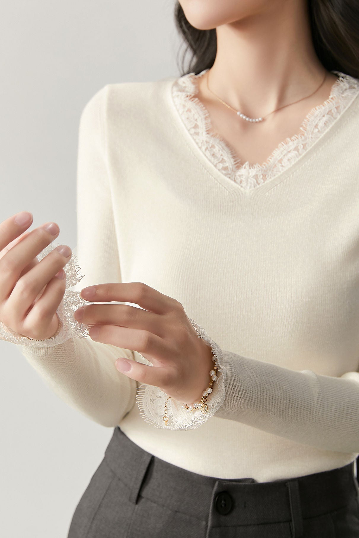 Casual Lace V-Neck Paneled Pullover Long-Sleeve Knitted Base Layer - liwisi