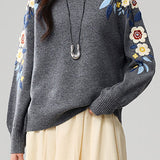 Casual Crew Neck Color-Block 3D Knitted Flower Sweater