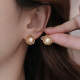 Exquisite Elegant Temperament Rose-Wrapped Pearl Earrings