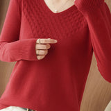 Casual V-Neck Jacquard Solid-Color Knitted Top