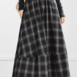 Casual Black and White Plaid Elastic-Waist A-Line Flare Skirt