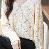 Exquisite Crochet Casual V-Neck Knitted Top