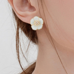 Elegant Temperament Enamel Flower Pearl Stud Earrings - liwisi